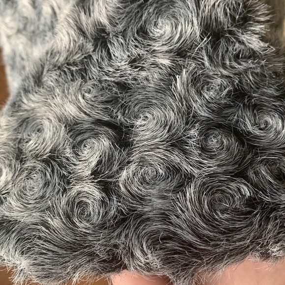 NWT Vintage Bucket Hat Fuzzy Faux Fur Grey Cute Girly Sierra Rodeo - Picture 5 of 5